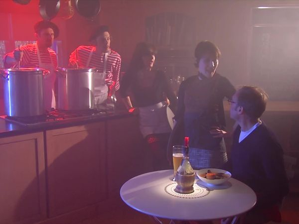 Good Eats - Waiter, There's a Fish in My Soup
