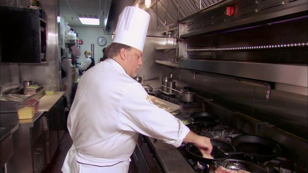 Throwdown with Bobby Flay - Coconut Cake