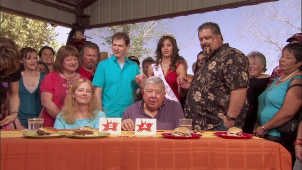 Throwdown with Bobby Flay - Green Chile Cheeseburger