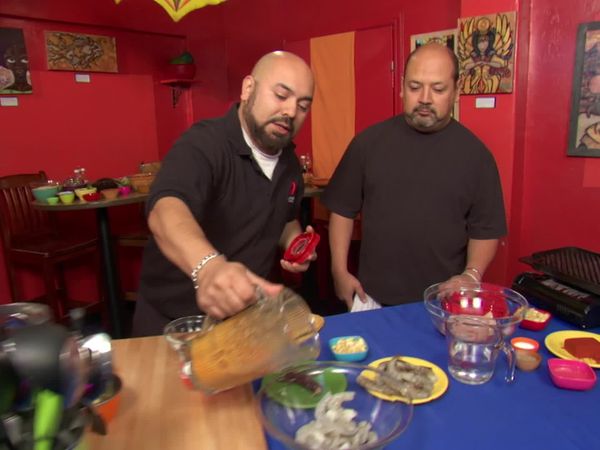 Throwdown with Bobby Flay - Burritos