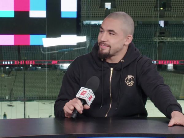 UFC The Walk - Whittaker Vs Adesanya