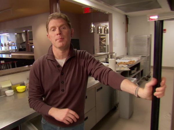 Throwdown with Bobby Flay - Pineapple Upside Down Cake