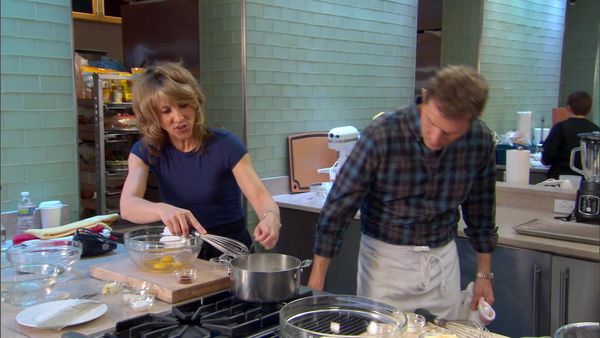 Throwdown with Bobby Flay - Boston Cream Pie
