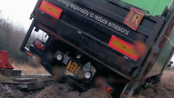 Extreme Road Rescue - Episode 1