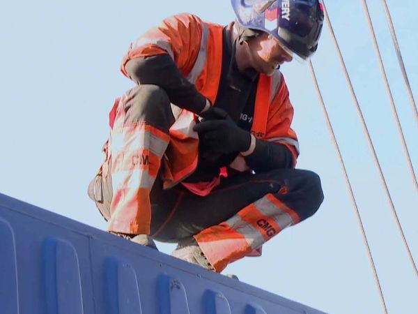 Extreme Road Rescue - Episode 1