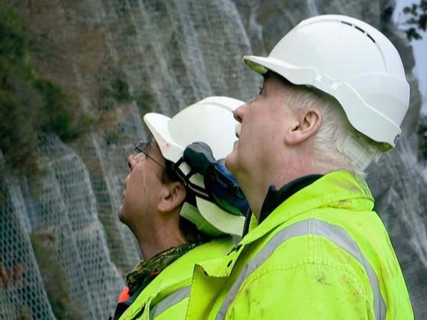 Extreme Road Rescue - Episode 2
