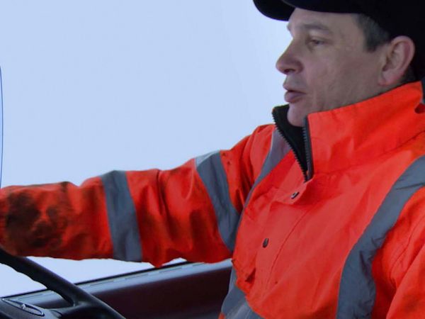 Extreme Road Rescue - Episode 10