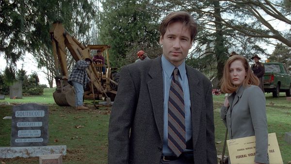 The X-Files - Pilot