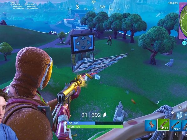 LazarBeam - The One-House Challenge in Fortnite Battle Royale / Cizzorz Fun Run