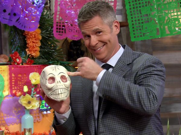 Halloween Baking Championship - Halloween Invasion