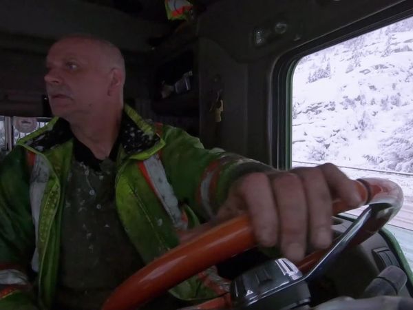 Highway Thru Hell - Episode 10