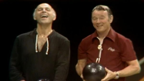 Celebrity Bowling - Episode 5