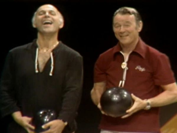 Celebrity Bowling - Episode 5