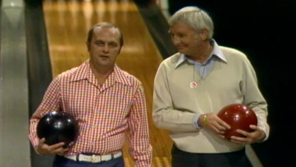 Celebrity Bowling - Episode 6