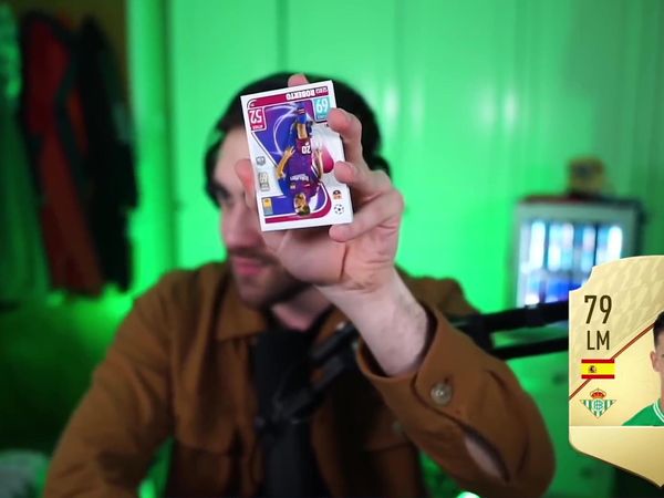 Futcrunch - I Spent 100,000 FIFA Points in 1 Hour / Trading Cards Choose My Team