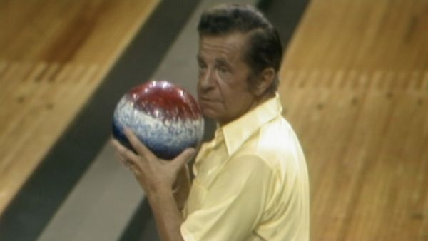 Celebrity Bowling - Episode 20