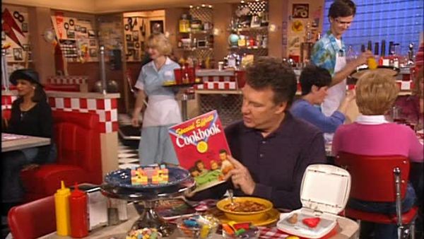 Unwrapped - Playing With Food