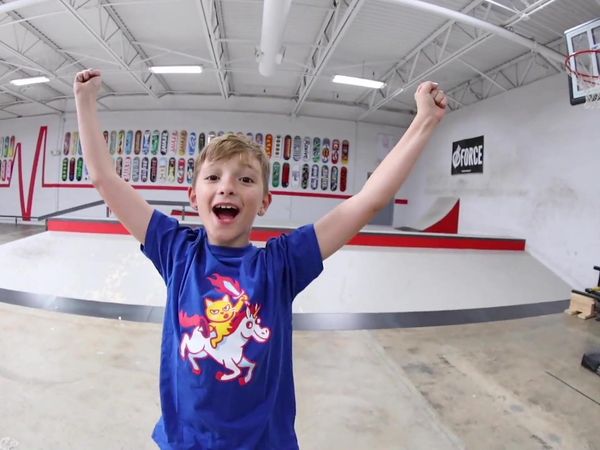 Andrew Schrock - Father and Son H.O.R.S.E. / Life-Sized Pong