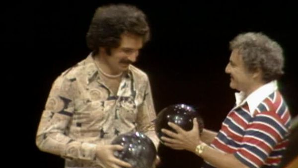 Celebrity Bowling - Episode 27