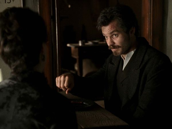 Deadwood - Bullock volta ao acampamento