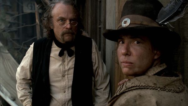 Deadwood - Águas profundas