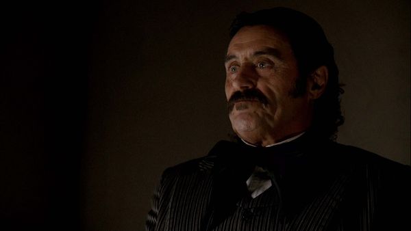 Deadwood - E.B. se quedó fuera