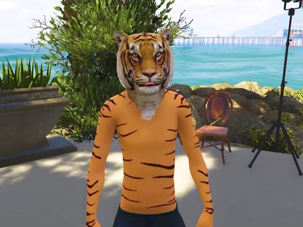Bloo - From Sonic to Tiger Sonic in GTA 5!