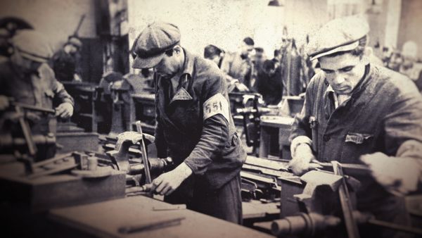 Adolf Hitler's War - Moscow Is Behind Us
