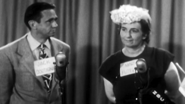 The Best of Groucho Marx - Door (1950)