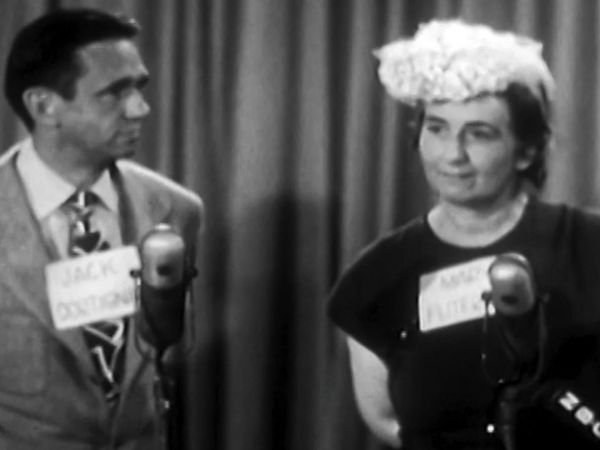 The Best of Groucho Marx - Door (1950)