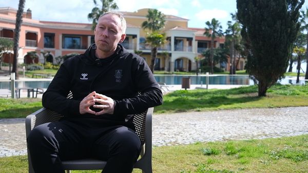 Off-season - Steve Cooper & Henrik Hansen