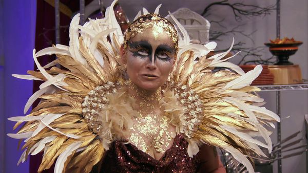 Halloween Baking Championship - Ashes, Ashes, We All Fall Down