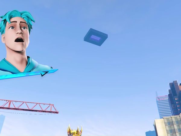 Bloo - Shortest to Tallest Shark in GTA 5!