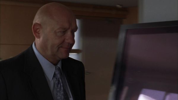 Intelligence - Intelligence: S1 E8 - Love And War