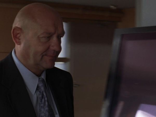 Intelligence - Intelligence: S1 E8 - Love And War