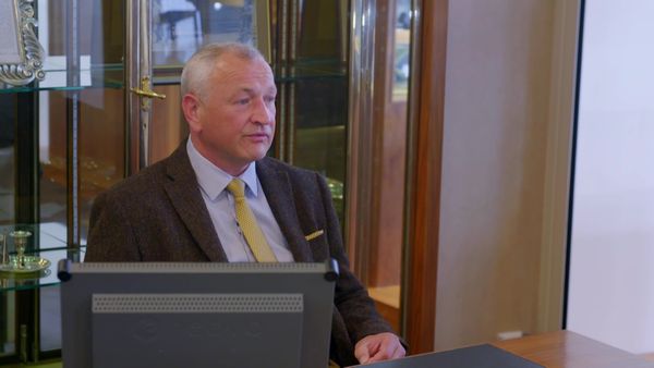 Million Pound Pawn - Episode 1