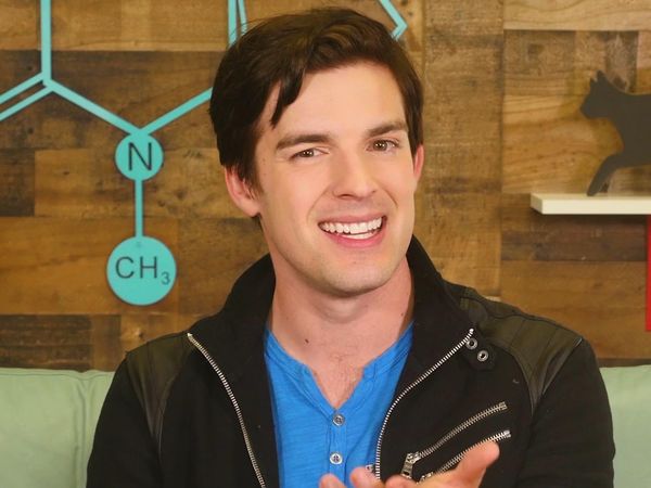 Game Theory - The "FNaF 7" Oopsie! Scott's Problem with Fan Art / Bow Before Him!