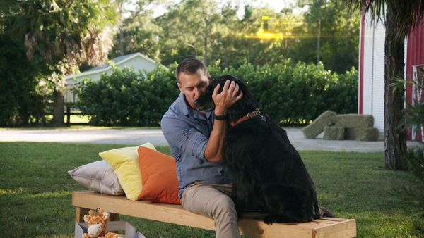 Lucky Dog: Down Under - Gigi & Katara