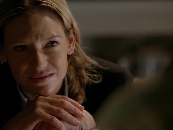 Fringe - Olivia. In the Lab. With the Revolver.