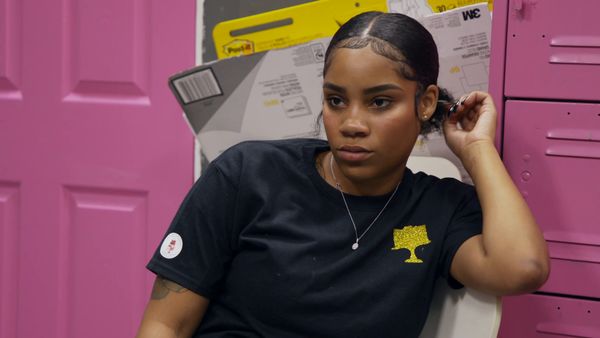 Jovens e Mães 2 - Oficialmente Oficial