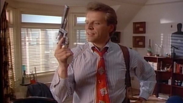 Sledge Hammer! - Under The Gun