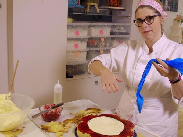 Extreme Cake Makers - Episode 25