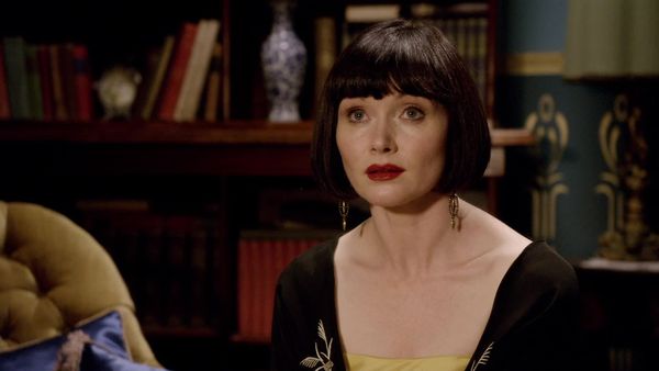Los misteriosos asesinatos de Miss Fisher - Muerte en el muelle Victoria