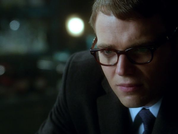 Fringe - Wallflower
