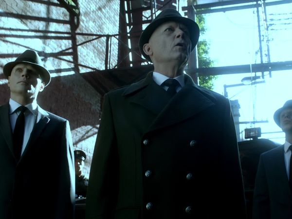 Fringe - Through the Looking Glass And What Walter Found There