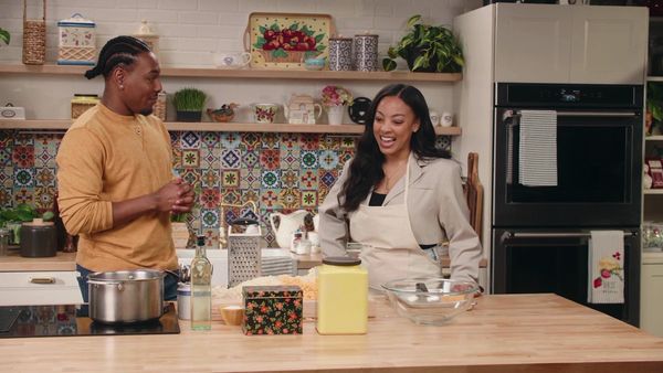 Not Like Mama - Macaroni and Cheese with the Pratt Family