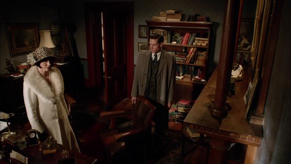 Los misteriosos asesinatos de Miss Fisher - La sangre de Juana la Loca