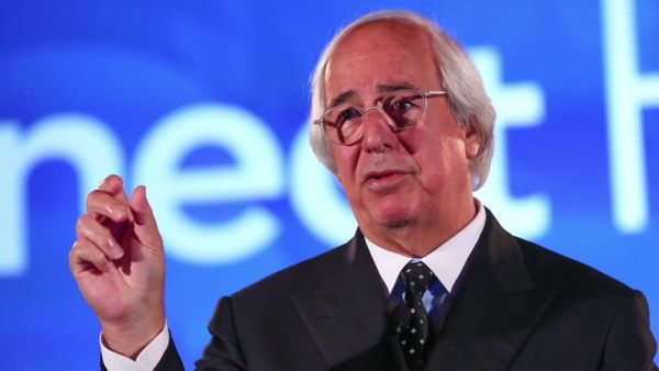 Kendall Rae - The Greatest Conman in Modern History: Frank Abagnale Jr.