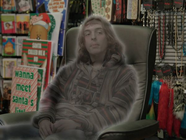 Deadbeat: O Espírito da Coisa - Bong Pong