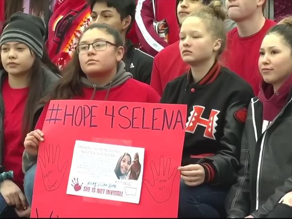 Kendall Rae - What Really Happened to Selena Not Afraid?
